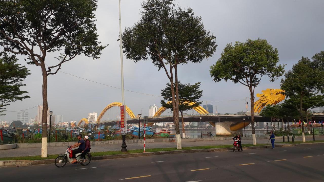 Sena home 3*1*Overlooking Danang Dragon bridge Bagian luar foto